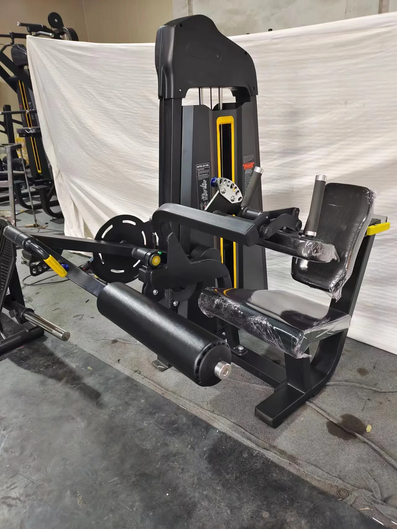 Alat Fitness Gym Mesin Rumahan - Home Gym Leg Extension Machine ulasan dan harga